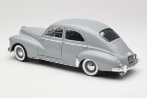 Peugeot 203 Gris Clair Solido 1:18 8145 Métal Moulé — image 7 sur 8