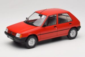 Peugeot 205 Rouge MCG 1:18 MCG18492 Métal Moulé