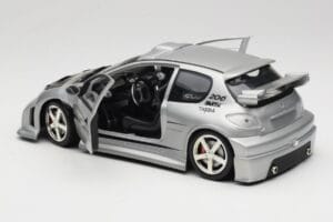 Peugeot 206 MTK Argent Solido 1:18 1817 Métal Moulé — image 5 sur 8