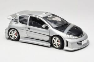 Peugeot 206 MTK Argent Solido 1:18 1817 Métal Moulé — image 6 sur 8