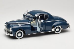 Peugeot 302 Coupé Bleu Solido 1:18 8168 Métal Moulé — image 2 sur 8