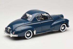 Peugeot 302 Coupé Bleu Solido 1:18 8168 Métal Moulé — image 3 sur 8