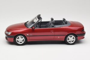 Peugeot 306 Cabriolet Rouge Otto 1:18 OT042 Résine — image 3 sur 6