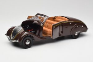 Peugeot 402 Eclipse Chocolat Norev 1:18 184873 Métal Moulé — image 2 sur 12