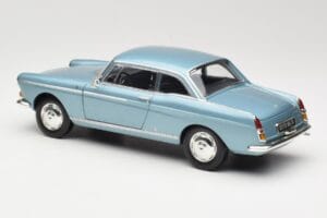 Peugeot 404 Coupe Bleu Norev 1:18 184745 Métal Moulé — image 7 sur 8