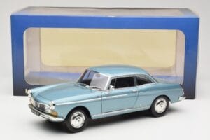 Peugeot 404 Coupe Bleu Norev 1:18 184745 Métal Moulé — image 8 sur 8