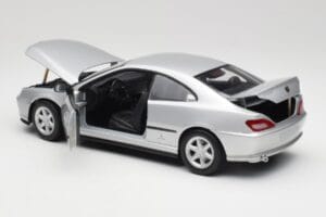 Peugeot 406 Coupé Argent Gate 1:18 01024 Métal Moulé — image 5 sur 8
