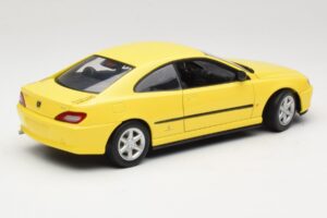 Peugeot 406 Coupé Jaune Gate 1:18 01022 Métal Moulé — image 3 sur 8