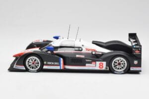 Peugeot 908 HDi LMP1 #8 S. Sarrazin / P. Lamy / S. Bourdais 24 Hours of Le Mans 2nd 2007 Minichamps 1:18 150071208 Métal Moul — image 3 sur 6