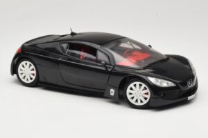 Peugeot RC Pique Noir Solido 1:18 8147 Métal Moulé — image 6 sur 8