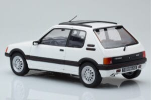 Peugeot 205 GTi 1.6 Blanc Norev 1:18 184849 Métal Moulé — image 7 sur 8