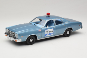 Plymouth Fury Beverly Hills PD Bleu GreenLight 1:18 19069 Métal Moulé