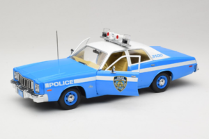 Plymouth Fury Police Pursuit New York Police Department GreenLight 1:18 19043 Métal Moulé — image 2 sur 8