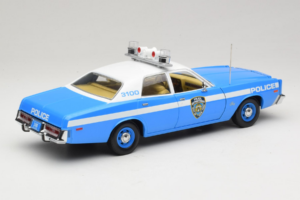 Plymouth Fury Police Pursuit New York Police Department GreenLight 1:18 19043 Métal Moulé — image 3 sur 8