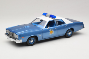 Plymouth Fury Police Pursuit Smokey and the Bandit GreenLight 1:18 19044 Métal Moulé