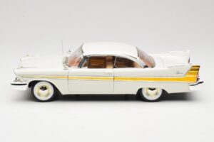 Plymouth Fury Blanc Anson 1:18 30398 Métal Moulé — image 4 sur 8