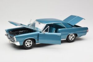 Pontiac GTO Hurst Edition Bleu Maisto 1:18 531885 Métal Moulé — image 2 sur 8