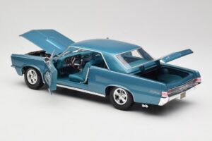 Pontiac GTO Hurst Edition Bleu Maisto 1:18 531885 Métal Moulé — image 5 sur 8