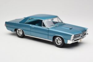 Pontiac GTO Hurst Edition Bleu Maisto 1:18 531885 Métal Moulé — image 6 sur 8