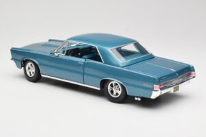 Pontiac GTO Hurst Edition Bleu Maisto 1:18 531885 Métal Moulé — image 7 sur 8