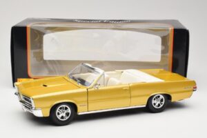 Pontiac GTO Hurst Edition Or Maisto 1:18 531884 Métal Moulé — image 8 sur 8