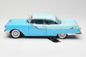 Pontiac Star Chief Bleu Sun Star 1:18 5041 Métal Moulé — image 4 sur 8