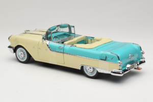 Pontiac Star Chief I Love Lucy Nautilus Blue Blanc Sun Star 1:18 5057 Métal Moulé — image 6 sur 7