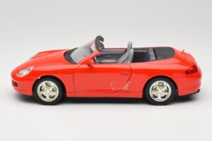 Porsche 911 996 Cabriolet Rouge Mira 1:18 6930 Métal Moulé — image 4 sur 8