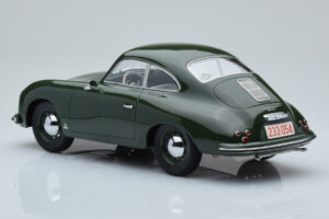 Porsche 356 Vert Norev 1:18 187453 Métal Moulé — image 5 sur 6