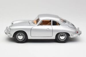 Porsche 356B Argent & Intérieur Marron Bburago 1:18 3021-M2 Métal Moulé — image 4 sur 8