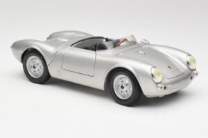 Porsche 550 A Spyder Argent Maisto 1:18 50314 Métal Moulé — image 6 sur 8
