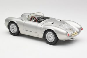 Porsche 550 A Spyder Argent Maisto 1:18 50314 Métal Moulé — image 7 sur 8