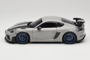 Porsche 718 Cayman 982 GT4 RS Weissach Package Chalk Norev 1:18 187253 Métal Moulé — image 4 sur 8