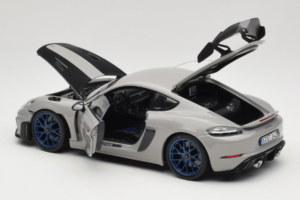 Porsche 718 Cayman 982 GT4 RS Weissach Package Chalk Norev 1:18 187253 Métal Moulé — image 5 sur 8