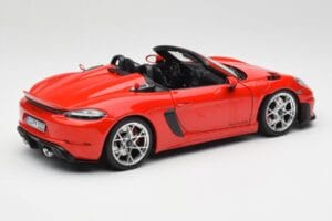 Porsche 718 Spyder RS Guards Red Norev 1:18 187271 Métal Moulé — image 3 sur 8