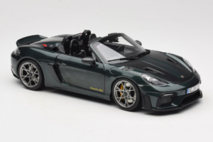 Porsche 718 Spyder RS Weissach Pack Forest Green Norev 1:18 187272 Métal Moulé — image 6 sur 8
