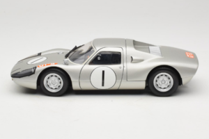 Porsche 904 GTS #1 Japan Grand Prix 1964 Minichamps 1:18 183646701 Métal Moulé — image 4 sur 8