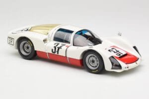 Porsche 906 K #37 V. Elford / B. Pon Porsche System 24 Hours of Le Mans 1967 Minichamps 1:18 100676137 Métal Moulé — image 6 sur 8