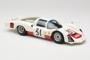 Porsche 906 LH #31 H. Herrmann / H. Linge Porsche System Engineering 24 Hours of Le Mans 1966 Minichamps 1:18 100666131 Métal — image 6 sur 8