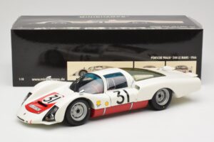 Porsche 906 LH #31 H. Herrmann / H. Linge Porsche System Engineering 24 Hours of Le Mans 1966 Minichamps 1:18 100666131 Métal — image 8 sur 8