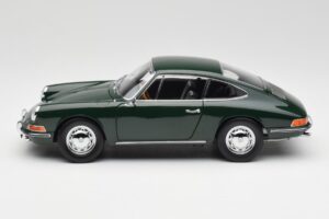 Porsche 911 901 Irish Vert Kyosho 1:18 08969G Métal Moulé — image 4 sur 8