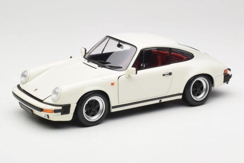 Porsche 911 930 Carrera 3.2 Grand Prix White Minichamps 1:18 100063024 Métal Moulé