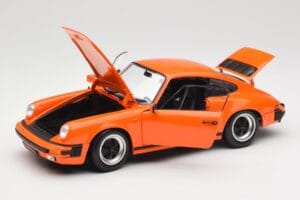Porsche 911 930 Carrera 3.2 Signal Orange Minichamps 1:18 100063025 Métal Moulé — image 2 sur 8