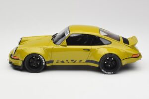 Porsche 911 930 RWB Classic Kaki GT Spirit 1:18 GT120 Résine — image 3 sur 6