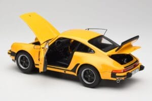 Porsche 911 930 Turbo 3.0 Jaune Norev 1:18 187579 Métal Moulé — image 5 sur 8