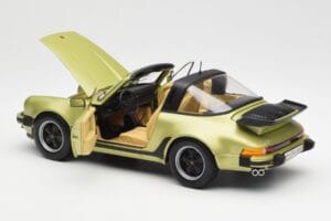 Porsche 911 930 Turbo Targa Vert Métallique Norev 1:18 187526 Métal Moulé — image 7 sur 10