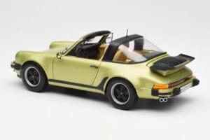 Porsche 911 930 Turbo Targa Vert Métallique Norev 1:18 187526 Métal Moulé — image 9 sur 10