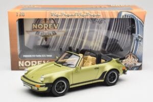 Porsche 911 930 Turbo Targa Vert Métallique Norev 1:18 187526 Métal Moulé — image 10 sur 10