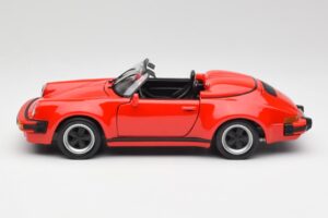 Porsche 911 964 Speedster Rouge Maisto 1:18 37800-M2 Métal Moulé — image 4 sur 8