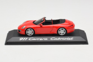Porsche 911 991 Carrera Cabriolet Rouge Minichamps 1:43 WAP0200120C Métal Moulé